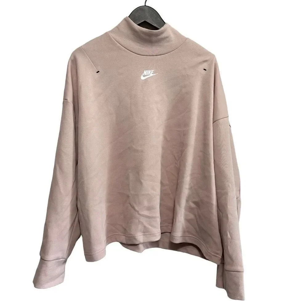 Nike women sportswear